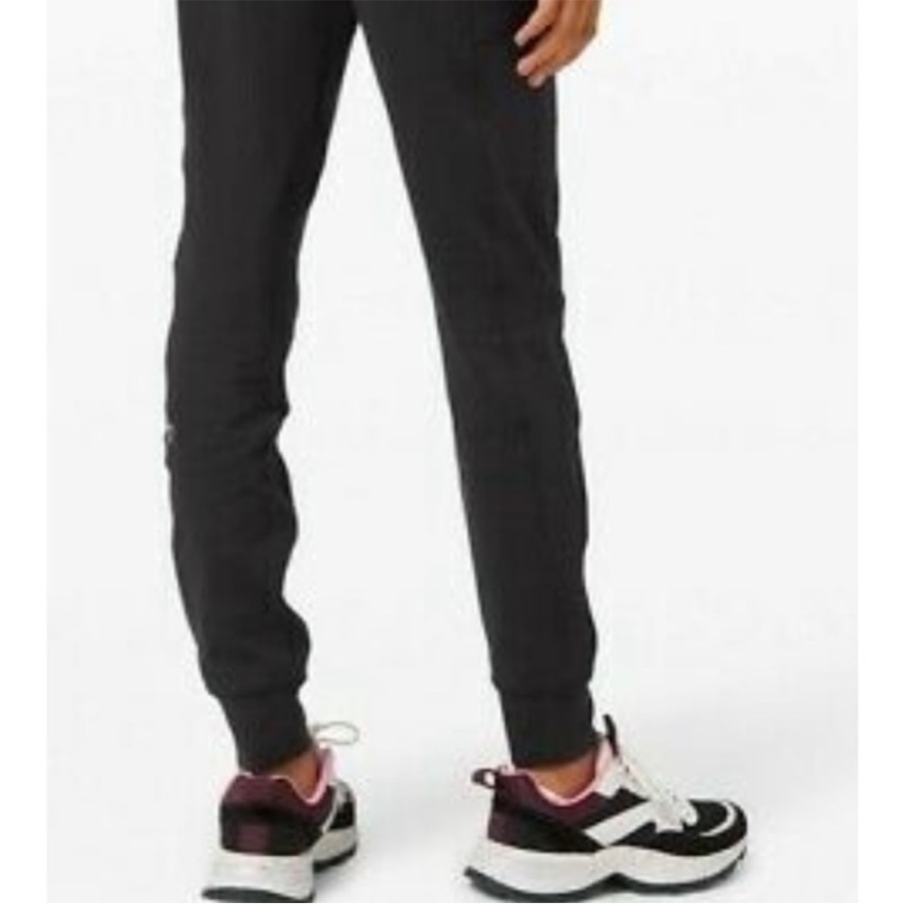 Ivivva by Lululemon Tranquil Spirit Jogger Black 14